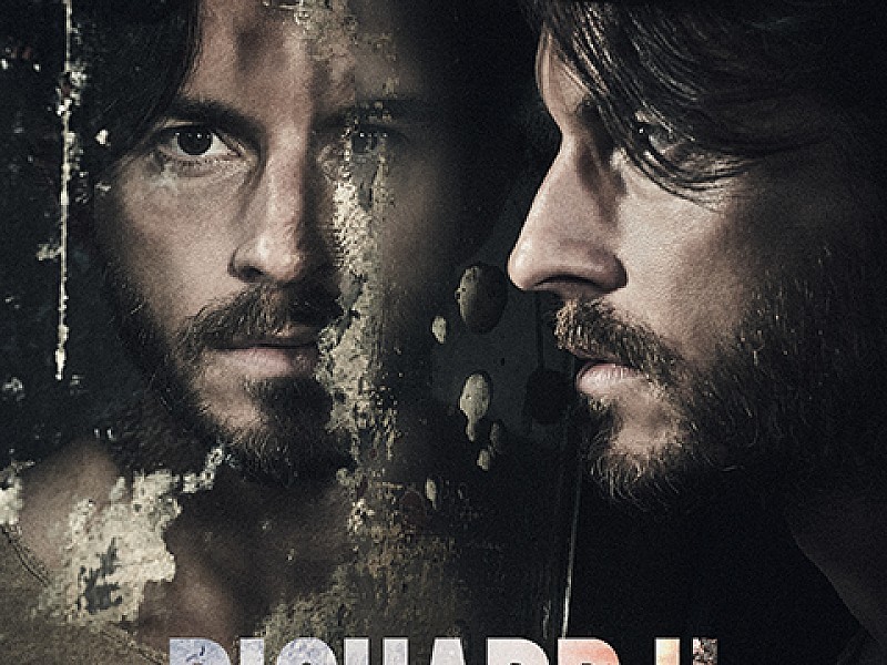 Ve  la obra Ricardo II en el Bridge Theatre: La historia eterna de Shakespeare sobre el escenario en Londres