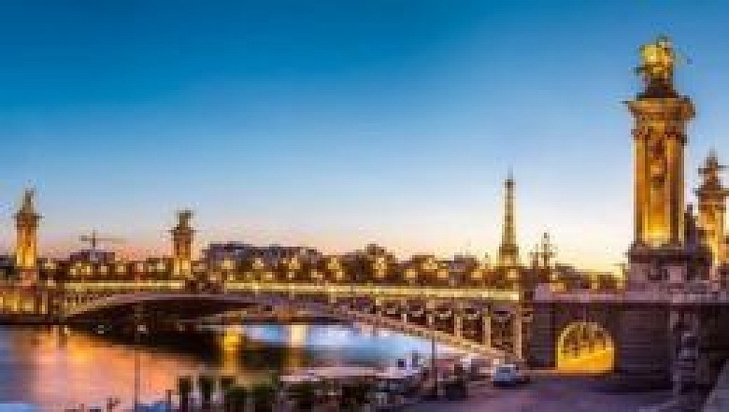 Paris by Rail with Sightseeing Bus and River Cruise - standard class