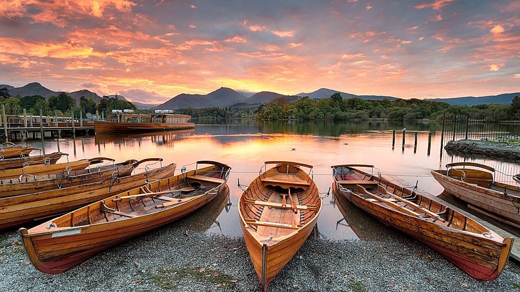 The Lake District - Overnight Tour with Cream Tea & Cruise (Standard Class)